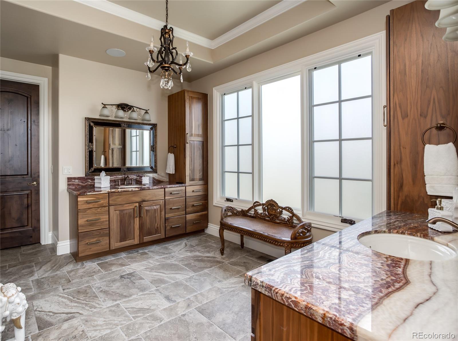 7230 Raphael Lane Littleton, CO 80125 - Photo 21 of 40 Gallery Image 21