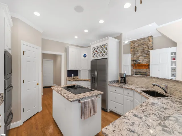 $879,900 | 1 Thaxter Way, Travelers Rest, SC 29690