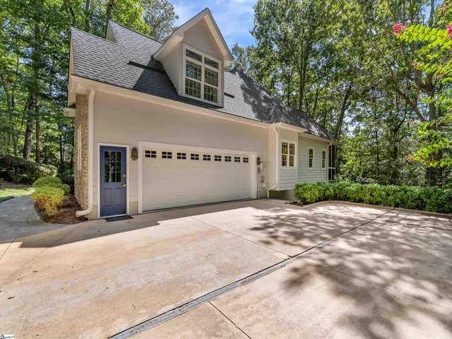 $879,900 | 1 Thaxter Way, Travelers Rest, SC 29690