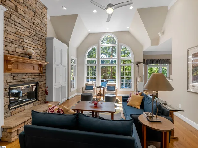 $879,900 | 1 Thaxter Way, Travelers Rest, SC 29690