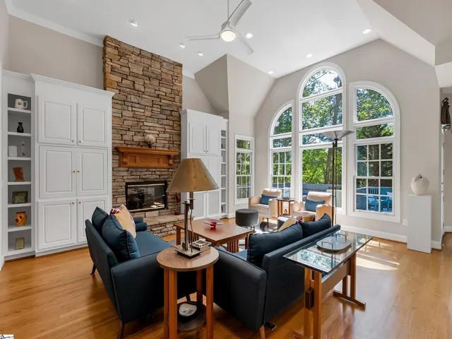 $879,900 | 1 Thaxter Way, Travelers Rest, SC 29690