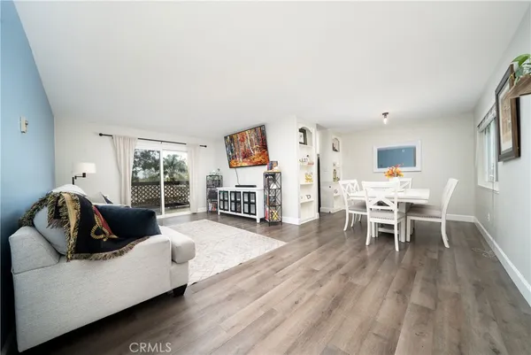 $595,000 | 12200 Montecito Road, Unit D312, Seal Beach, CA 90740