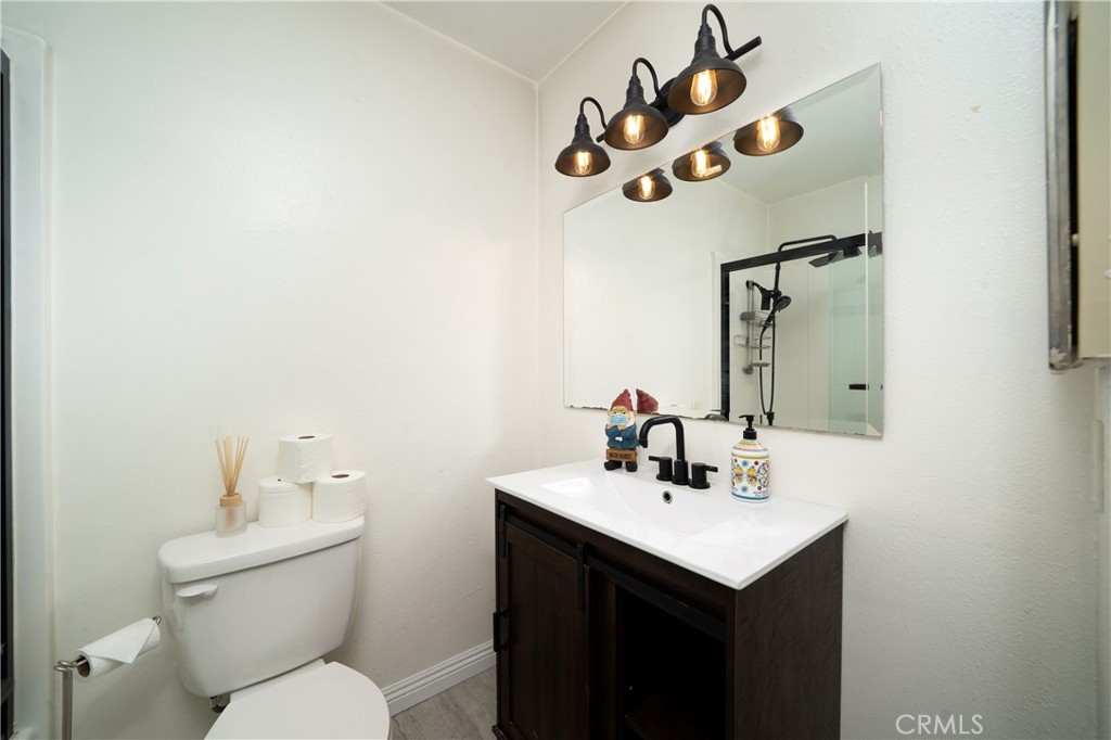 12200 Montecito Road, Unit D312 Seal Beach, CA 90740 - Photo 18 of 29 Hall Bathroom