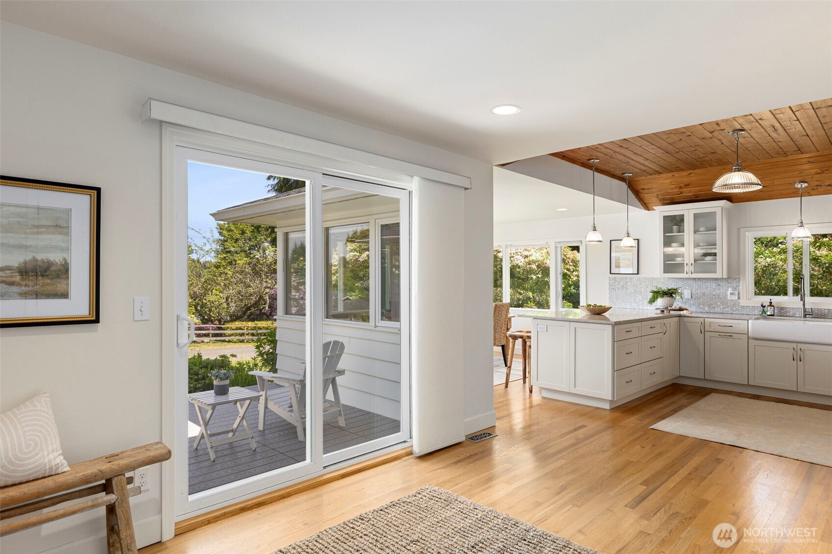5930 Rose Loop Northeast Bainbridge Island, WA 98110 - Photo 33 of 40