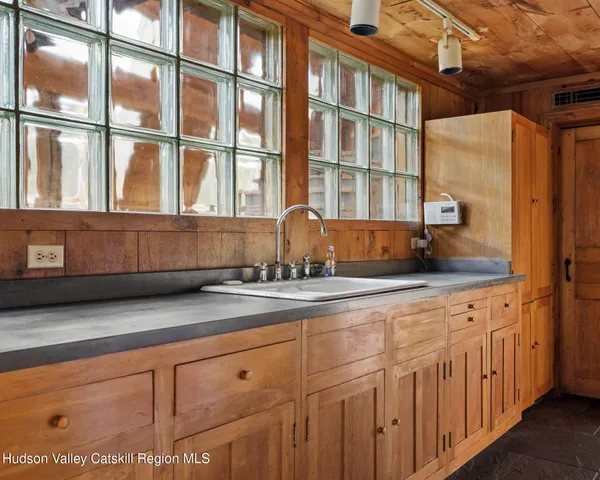 $499,000 | 187 Beaver Hill Road, Conesville, NY 12076