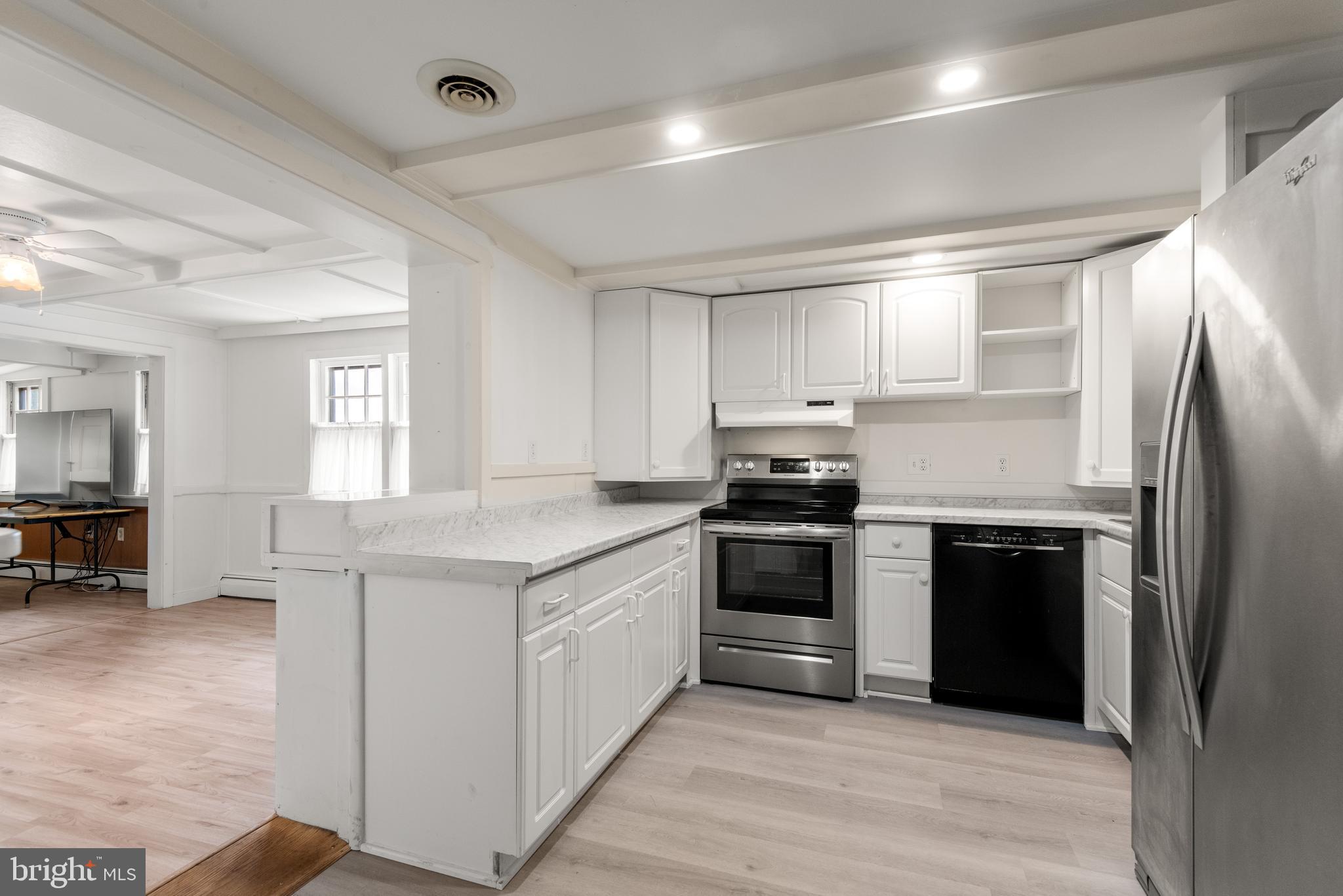 14 Beryl Road Paoli, PA 19301 - Photo 12 of 54
