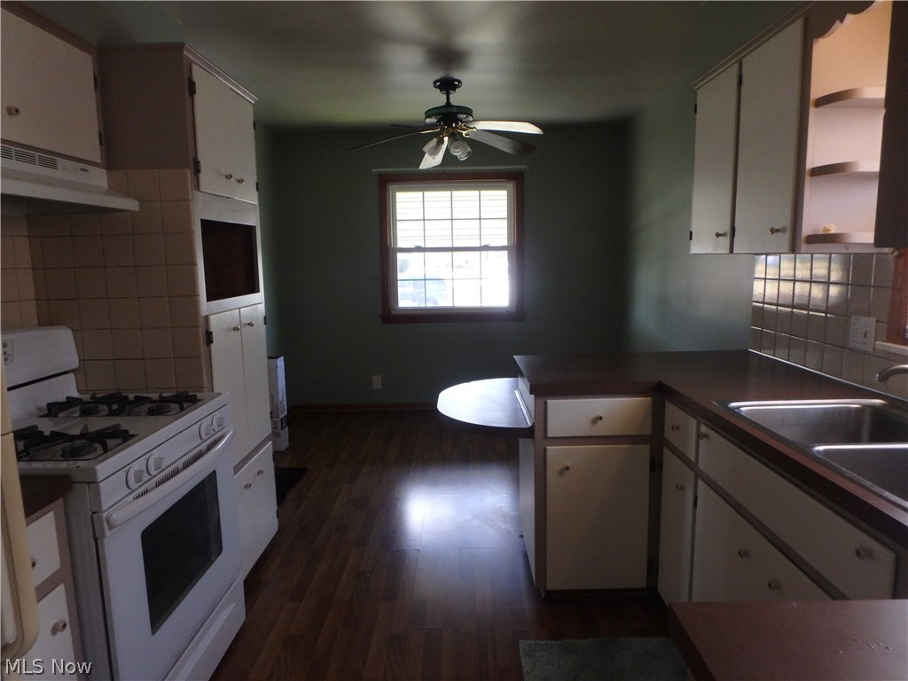555 Stanley Road Akron, OH 44312 - Photo 4 of 21 Gallery Image 4