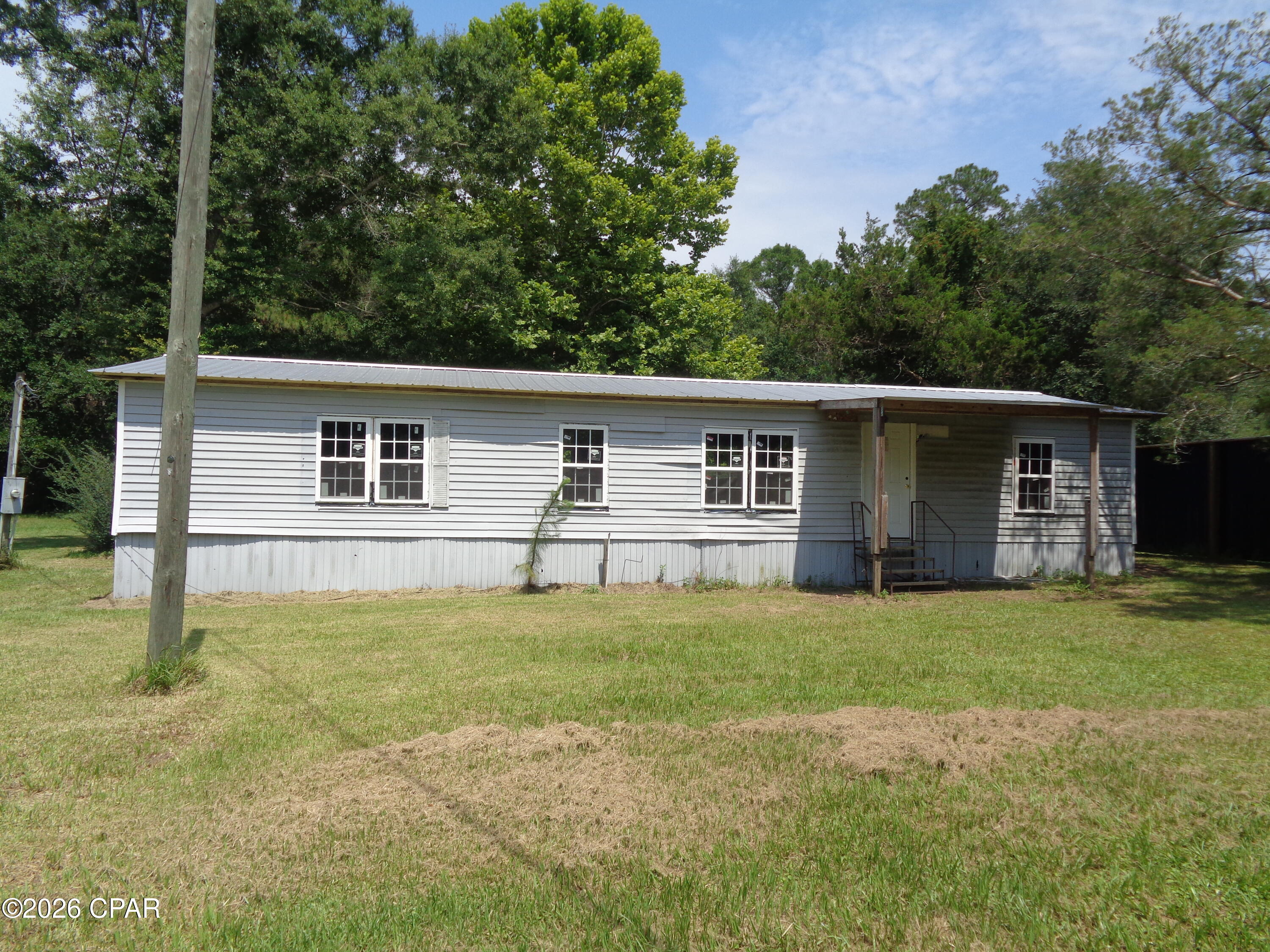 897 South 8th Street Chipley, FL 32428 - Photo 2 of 17