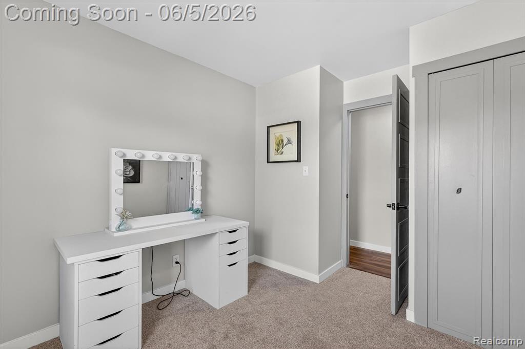 14232 North Road Fenton, MI 48430 - Photo 26 of 66
