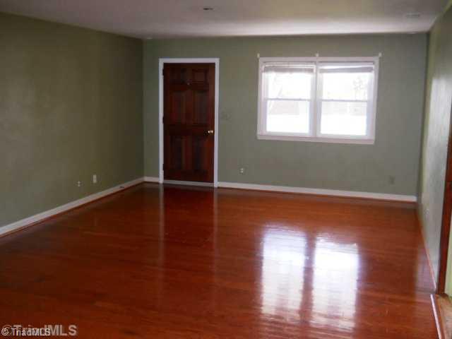 247 Cana Road Mocksville, NC 27028 - Photo 3 of 12 Living Room.