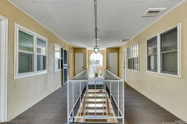 $140,000 | 6718 Callaghan Road, Unit 307, San Antonio, TX 78229