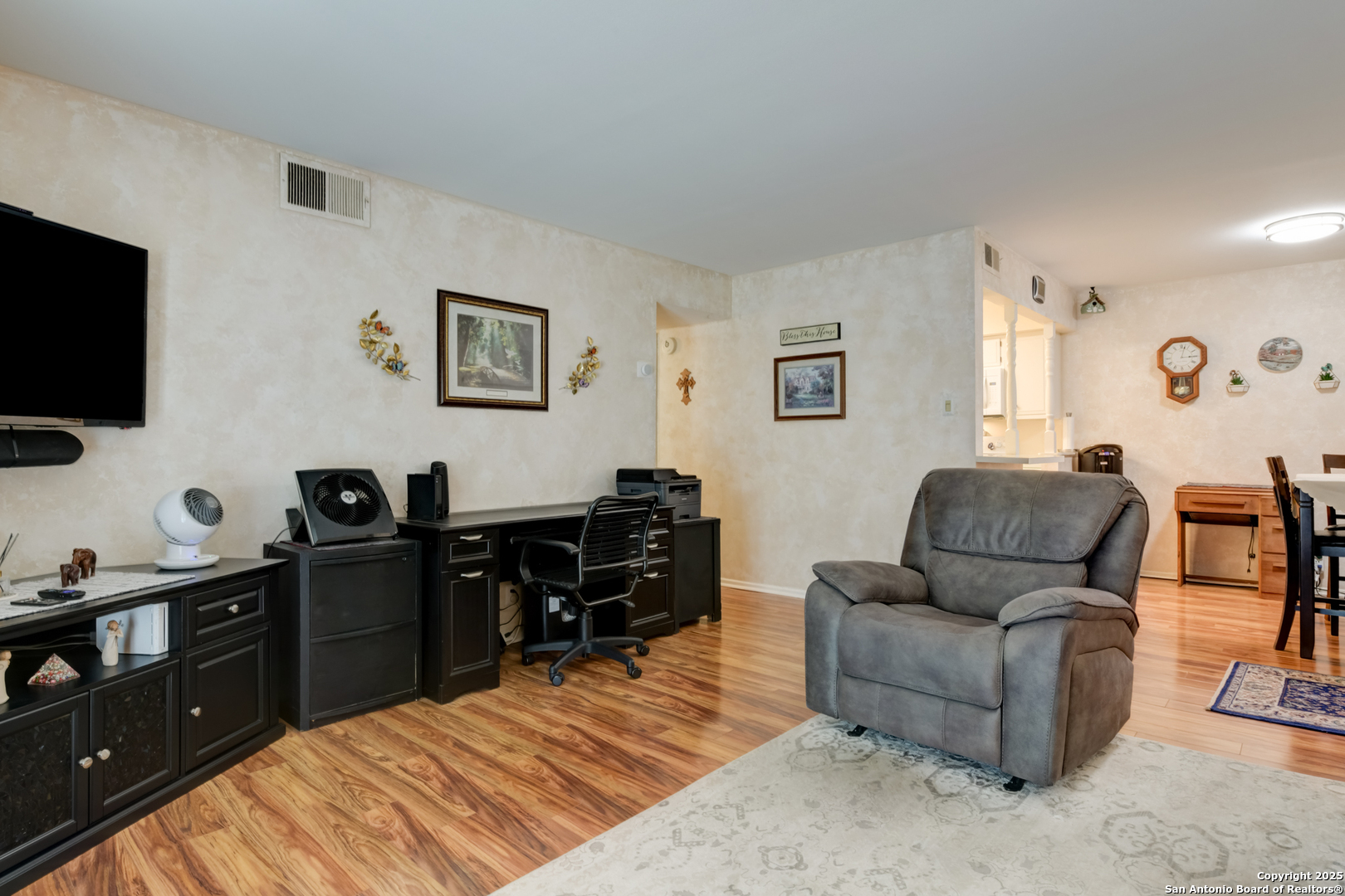 6718 Callaghan Road, Unit 307 San Antonio, TX 78229 - Photo 4 of 25