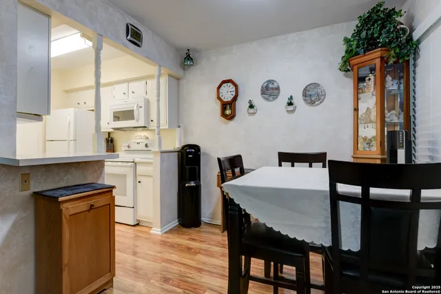 $140,000 | 6718 Callaghan Road, Unit 307, San Antonio, TX 78229