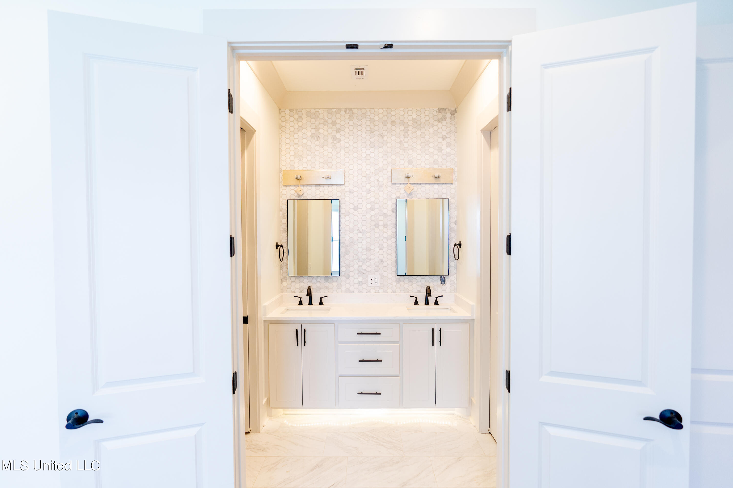 225 Harmony Street Flowood, MS 39232 - Photo 12 of 23 26 Harmony-10