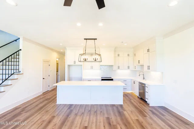 $449,900 | 225 Harmony Street, Flowood, MS 39232