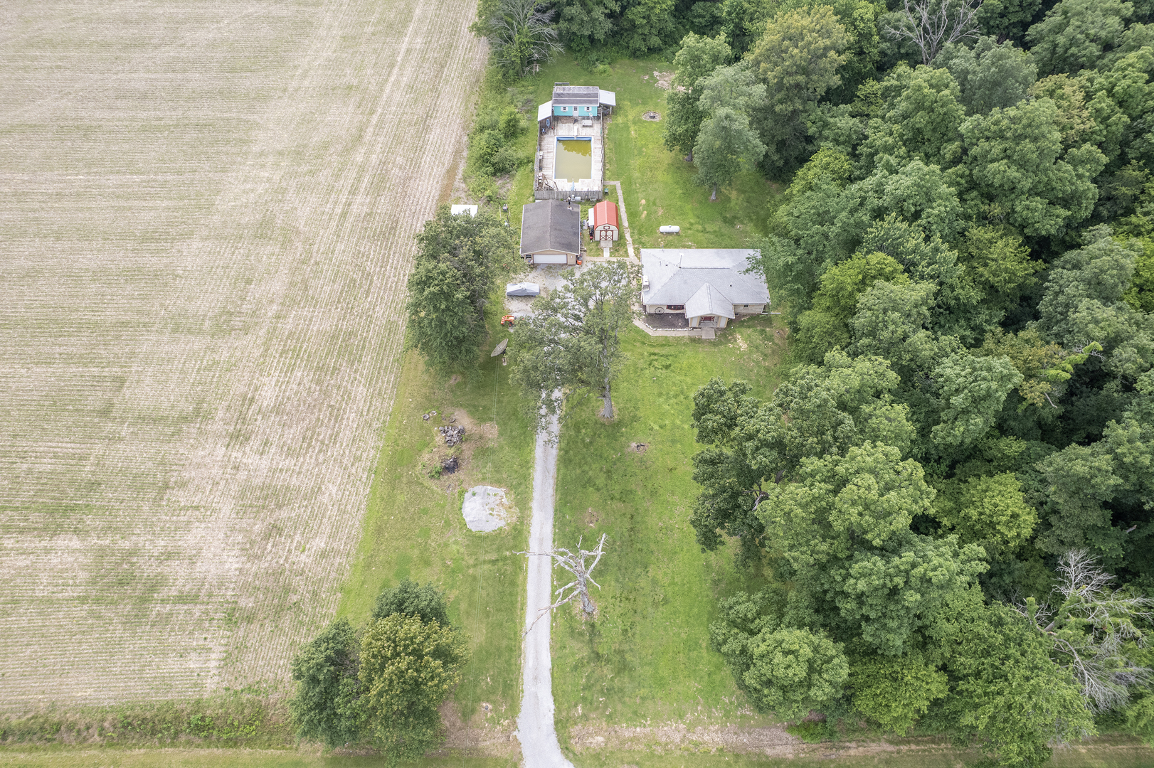 4657 Bridgeport Road Bridgeport, IL 62417 - Photo 25 of 32