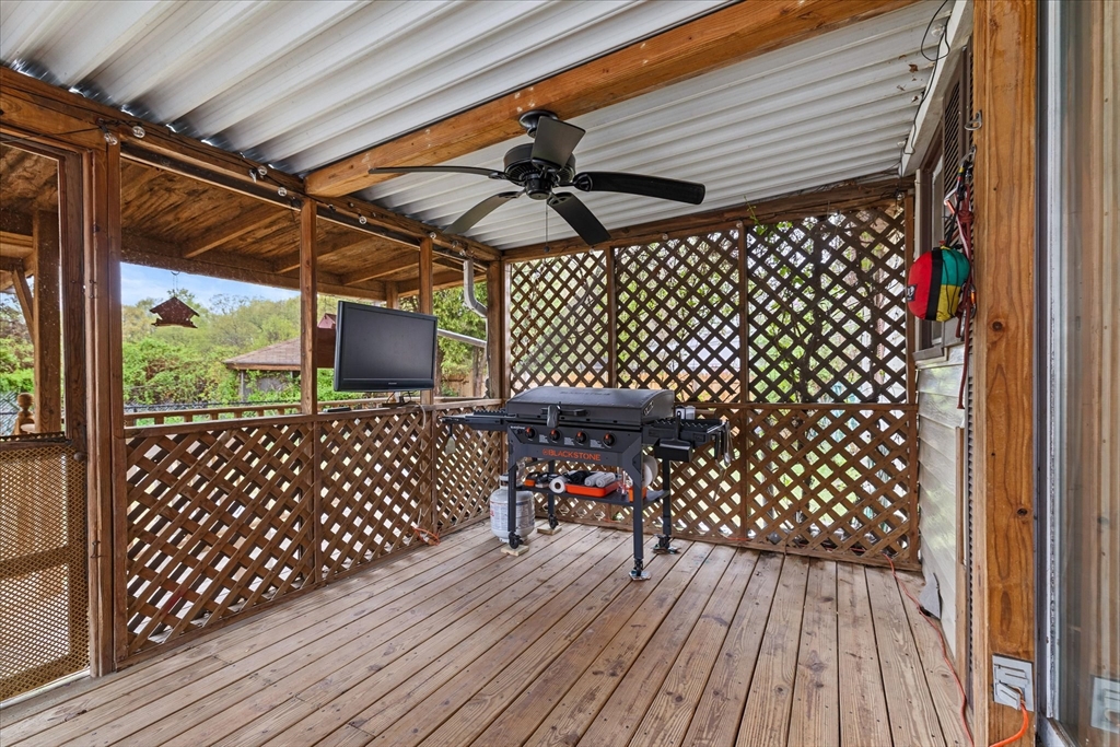 44 Lower Westfield Road Holyoke, MA 01040 - Photo 31 of 37