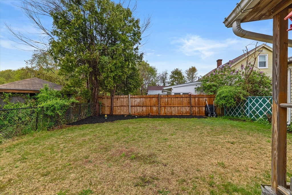 44 Lower Westfield Road Holyoke, MA 01040 - Photo 35 of 37