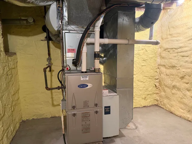 $235,000 | 109 South 1st Street, Avoca, WI 53506