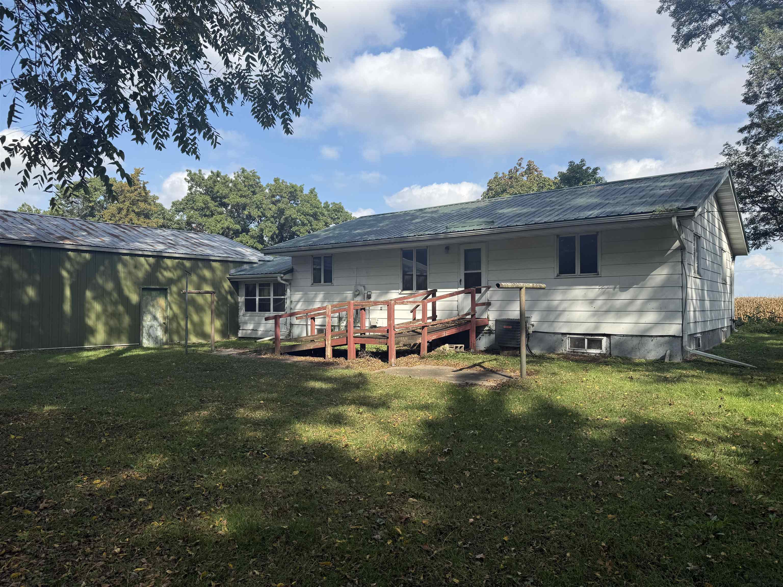 109 South 1st Street Avoca, WI 53506 - Photo 32 of 51