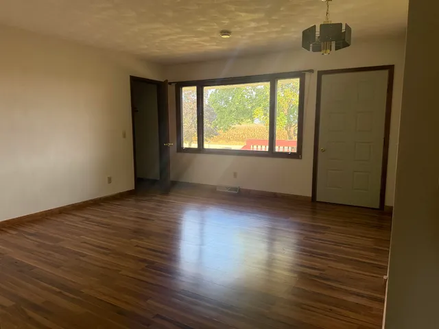 $235,000 | 109 South 1st Street, Avoca, WI 53506