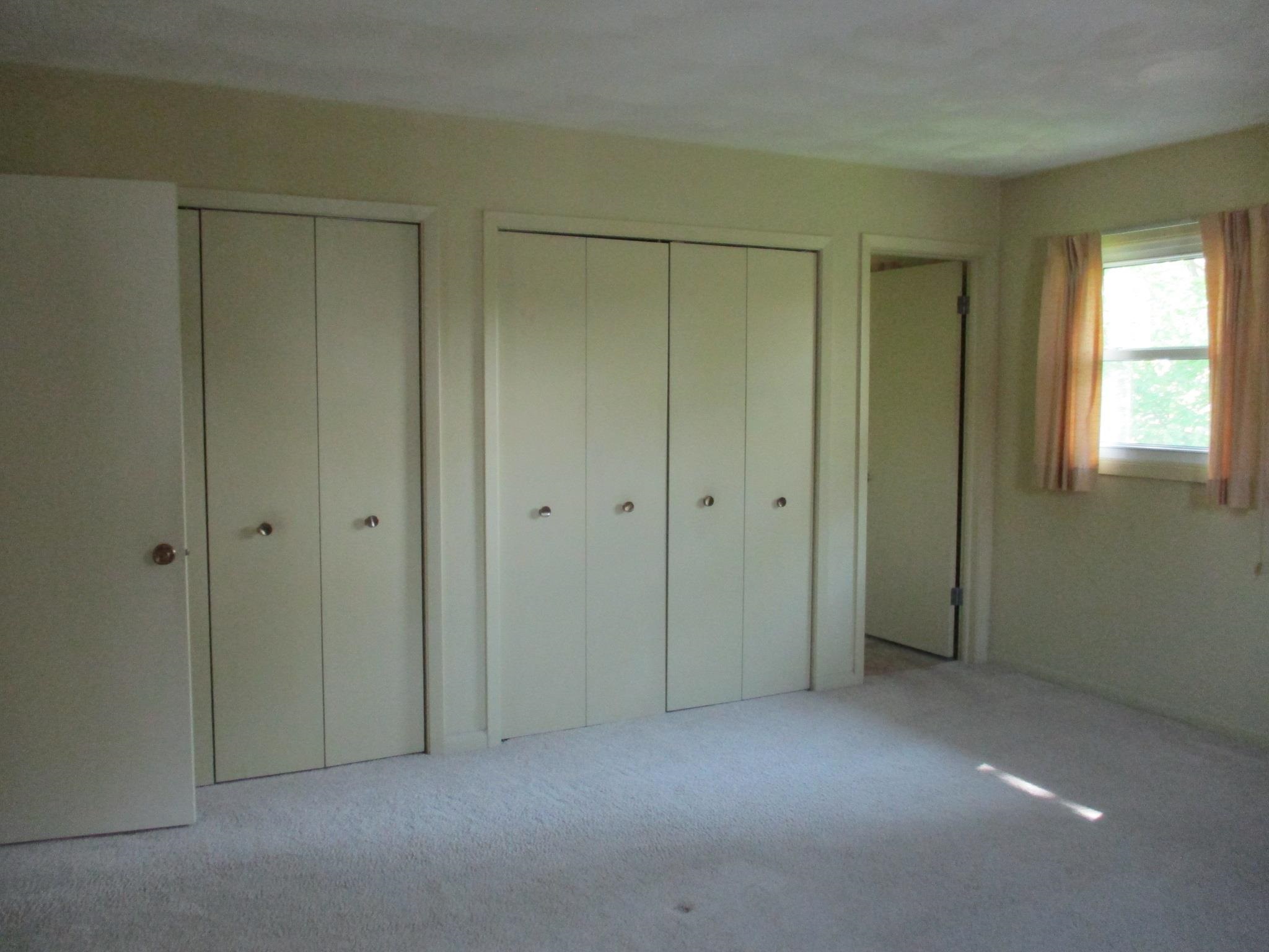 1856 North Ridge Drive Freeport, IL 61032 - Photo 8 of 24 Gallery Image 8