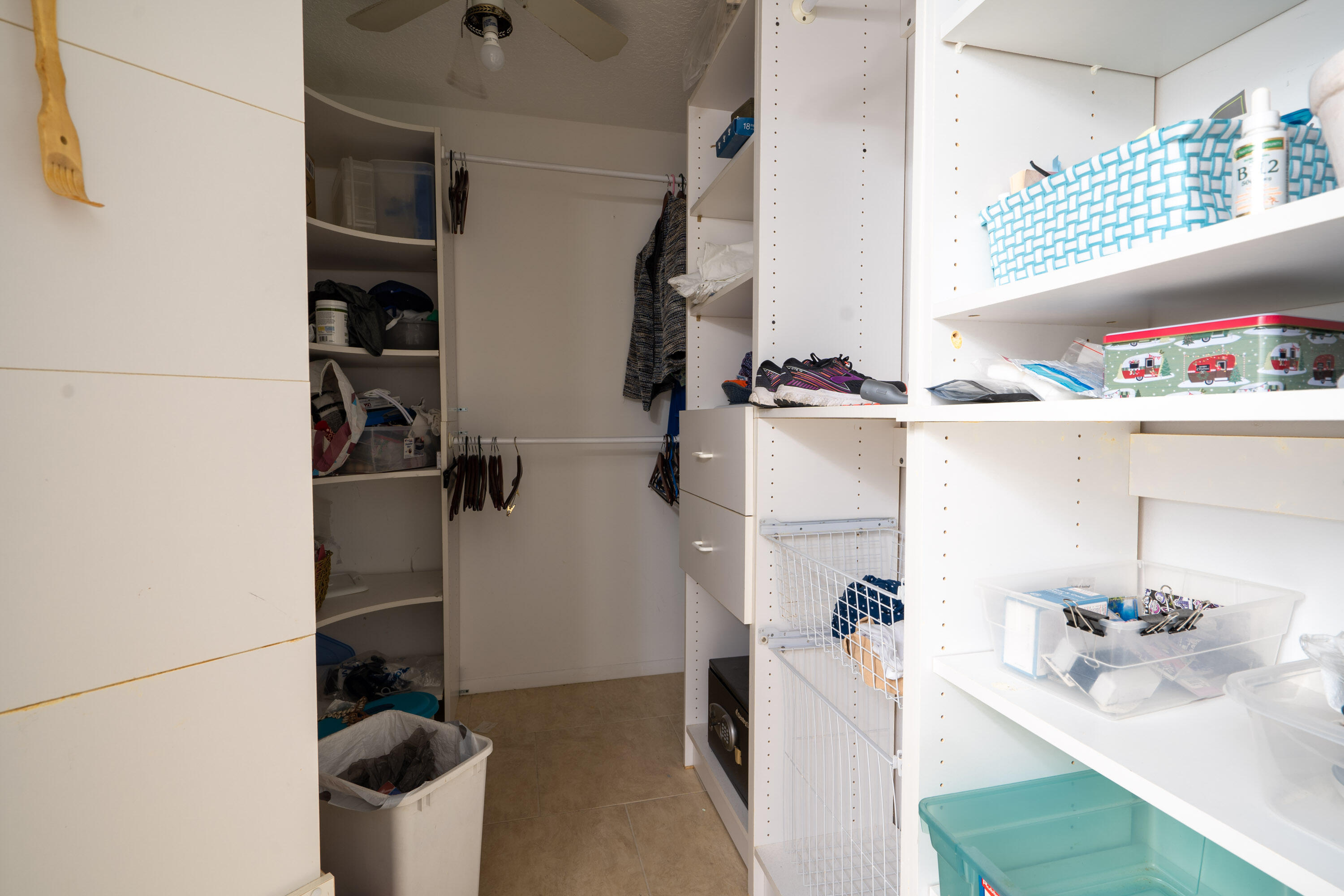 3814 Joyce Road Big Pine Key, FL 33043 - Photo 18 of 40 a bathroom with a bathtub and a sink