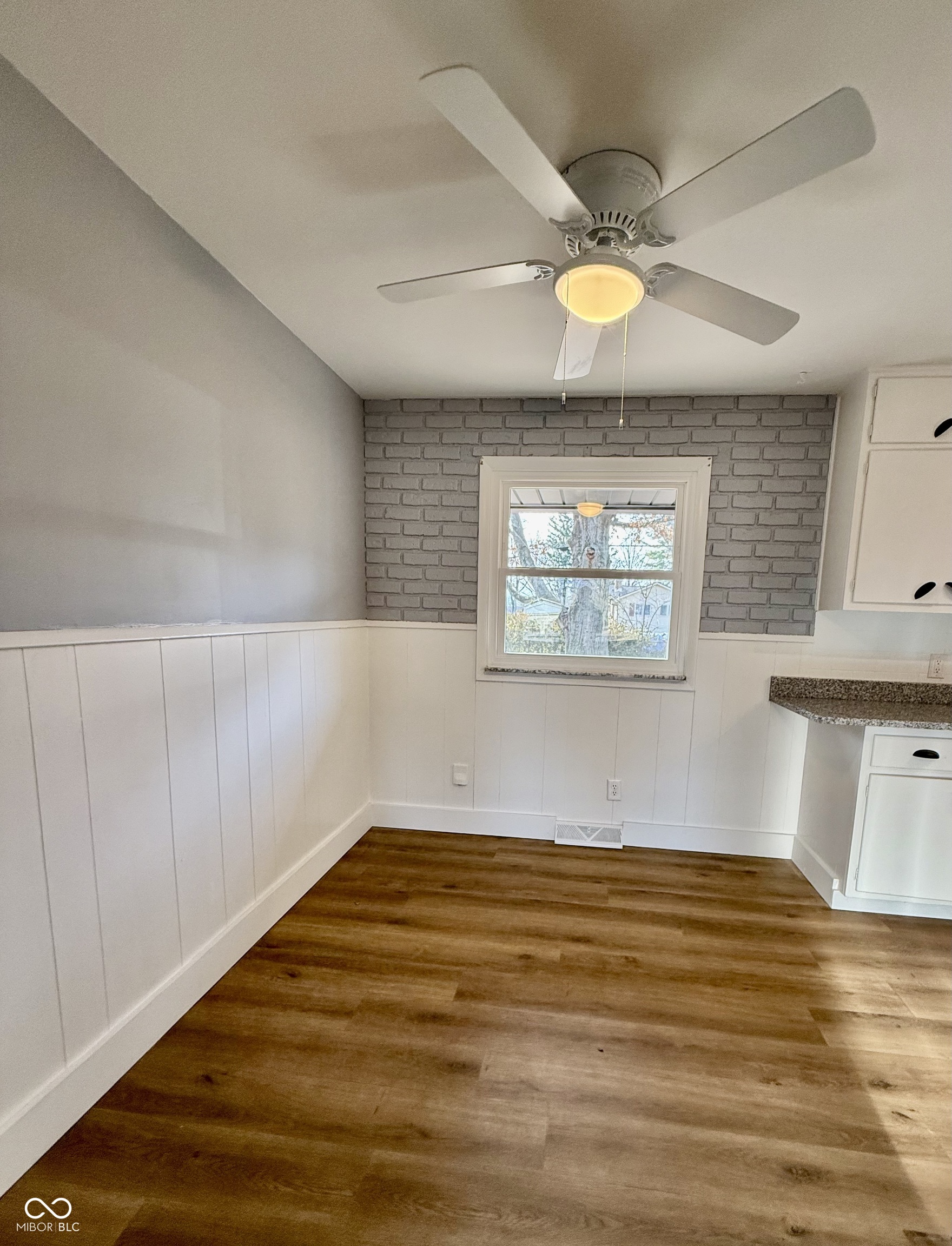 237 East Waterbury Road Indianapolis, IN 46227 - Photo 7 of 15