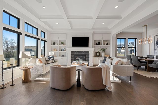 $2,000,000 | 1979 Leaping Deer Circle, Hamel, MN 55340