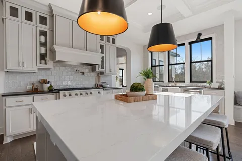 $2,000,000 | 1979 Leaping Deer Circle, Hamel, MN 55340