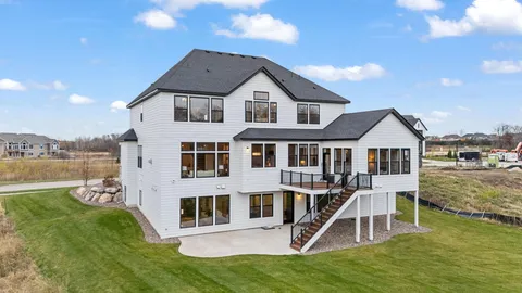 $2,000,000 | 1979 Leaping Deer Circle, Hamel, MN 55340