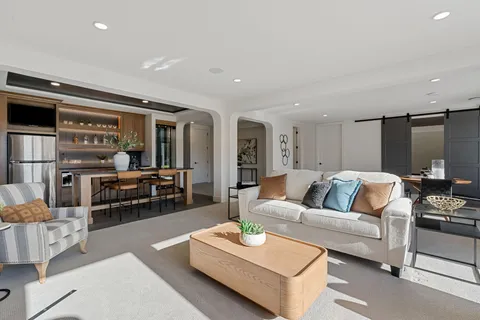 $2,000,000 | 1979 Leaping Deer Circle, Hamel, MN 55340