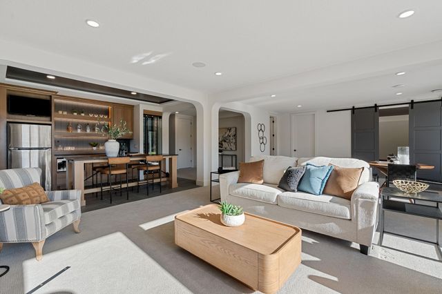 $2,000,000 | 1979 Leaping Deer Circle, Hamel, MN 55340