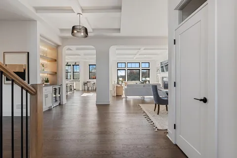 $2,000,000 | 1979 Leaping Deer Circle, Hamel, MN 55340