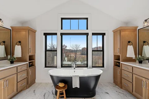 $2,000,000 | 1979 Leaping Deer Circle, Hamel, MN 55340