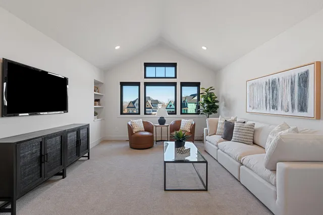 $2,000,000 | 1979 Leaping Deer Circle, Hamel, MN 55340