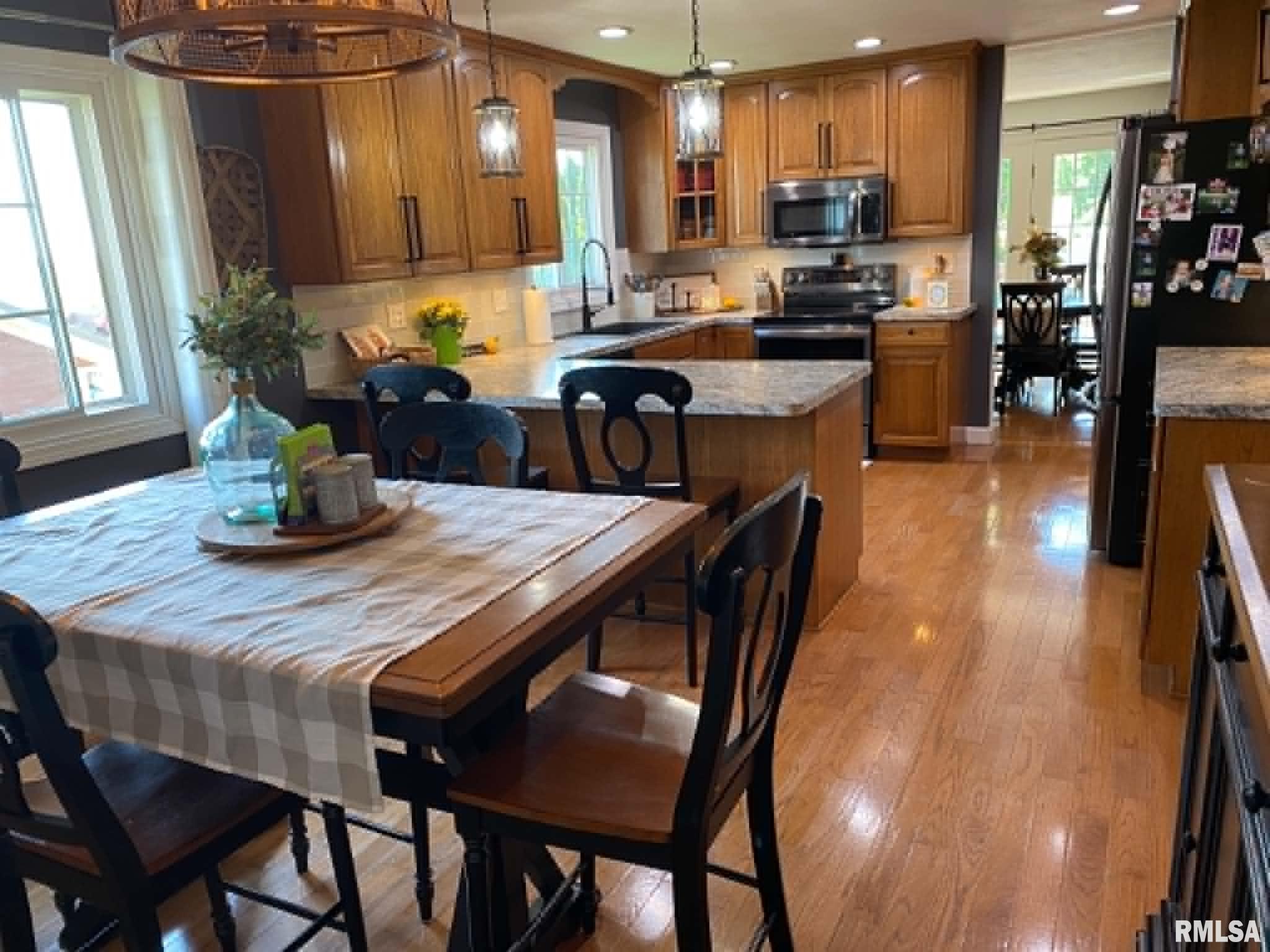 338 Harvester Road Canton, IL 61520 - Photo 18 of 49