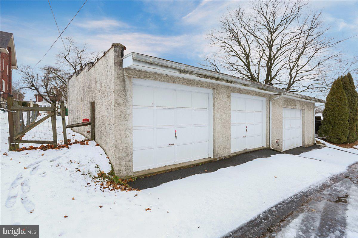 335 West Walnut Street Shillington, PA 19607 - Photo 6 of 30 Gallery Image 6