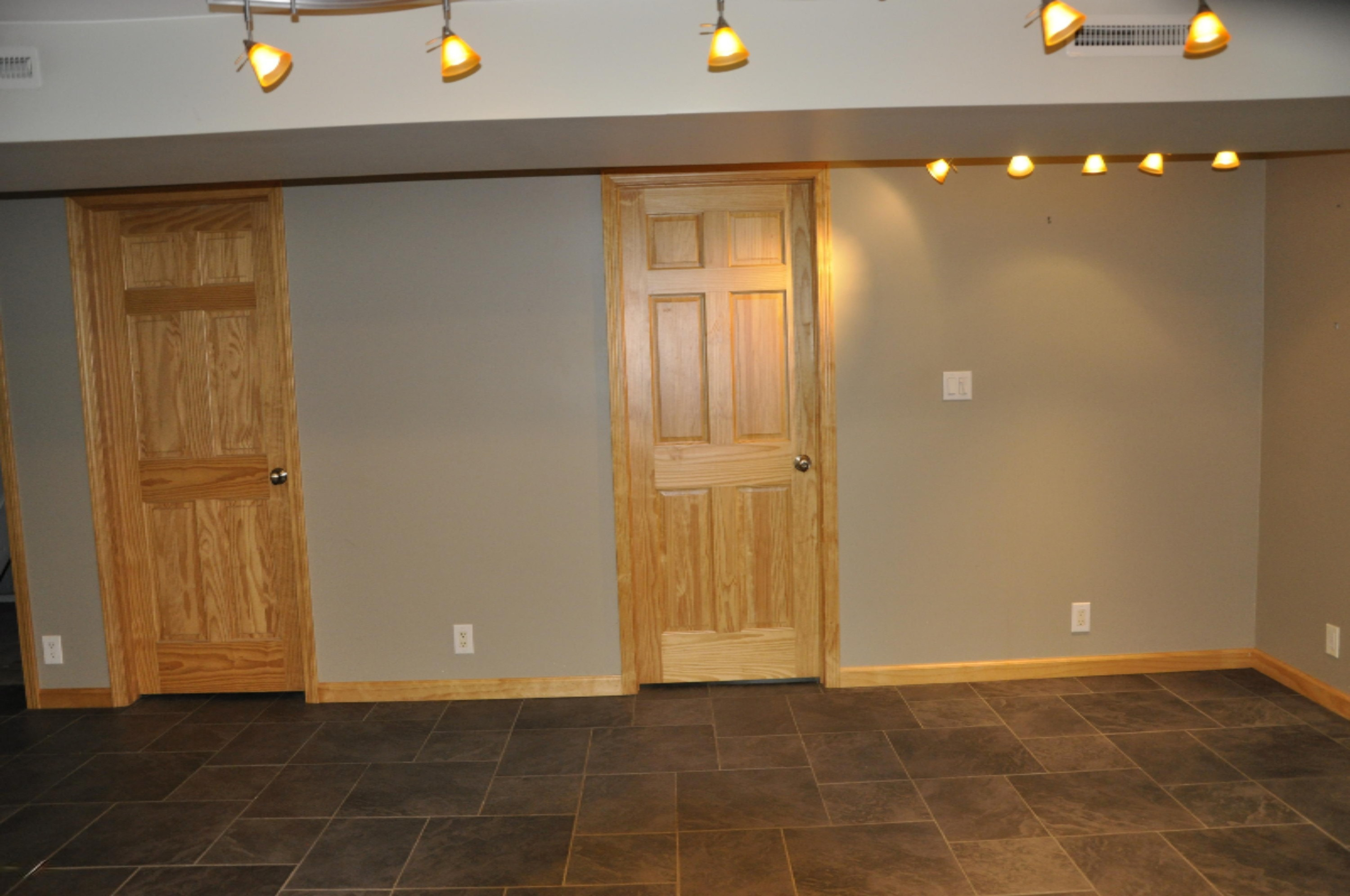 978 Vineland Road St. Joseph, MI 49085 - Photo 19 of 24 Lower Level