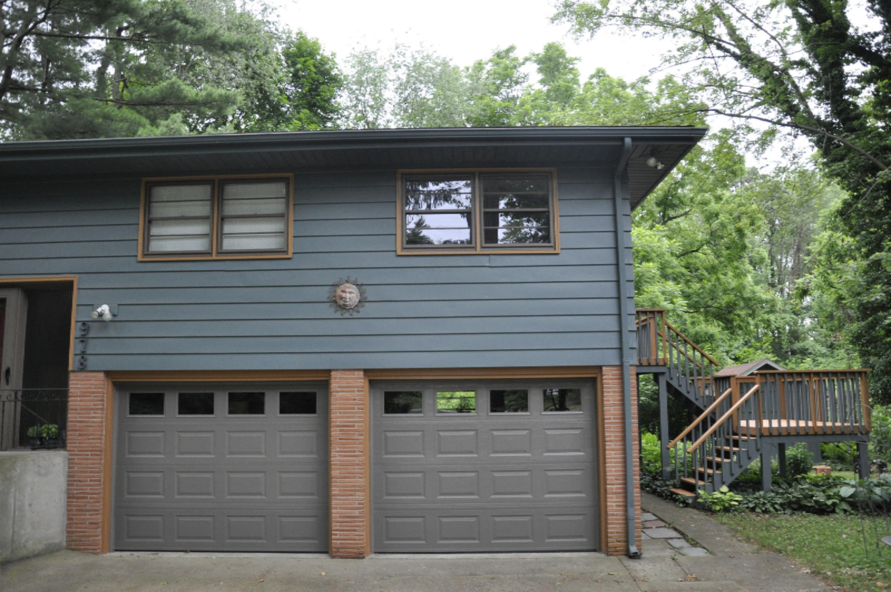 978 Vineland Road St. Joseph, MI 49085 - Photo 2 of 24 Garage