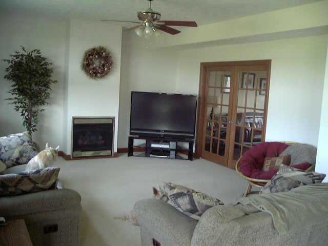 6742 Tarlton Road Circleville, OH 43113 - Photo 3 of 10 Gallery Image 3