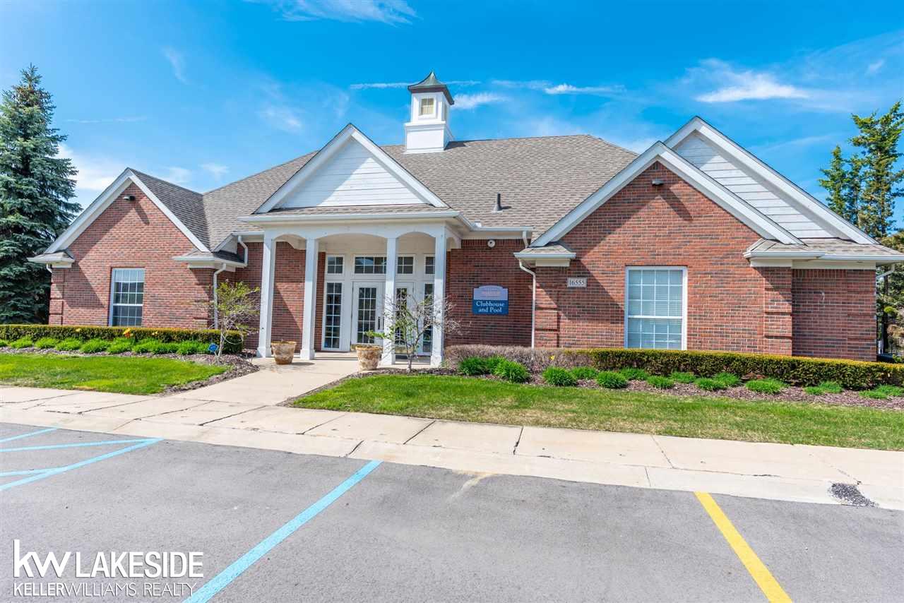 45811 Heather Ridge Drive Macomb, MI 48044 - Photo 20 of 26 50074498-20.JPG