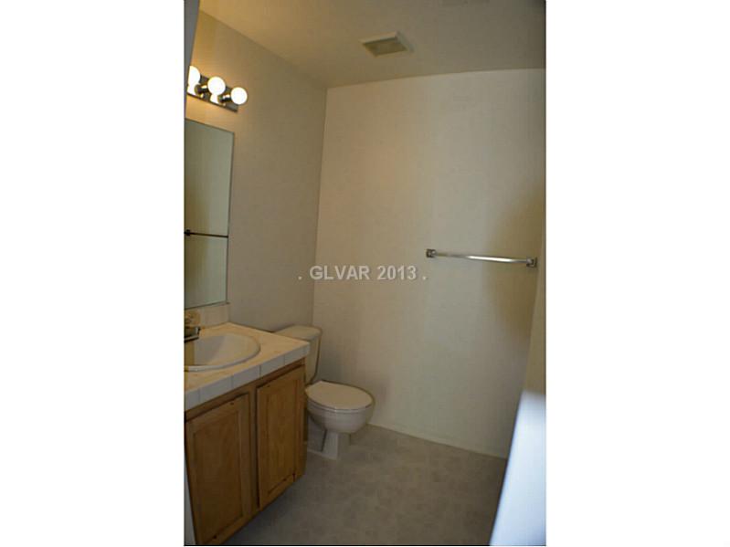 7100 West Pirates Cove Road, Unit 2046 Las Vegas, NV 89145 - Photo 15 of 16 Bathroom.