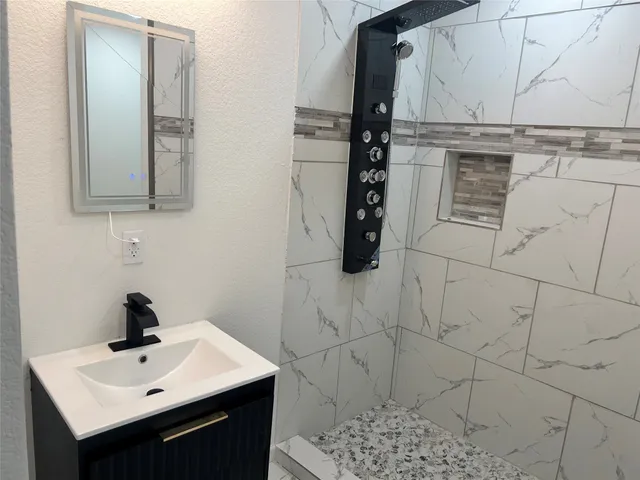 $295,000 | 1698 Road 5734 Cleveland Tx 77327, Cleveland, TX 77327