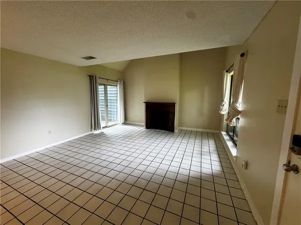 $1,295 | 1138 South Madison Street, Covington, LA 70433