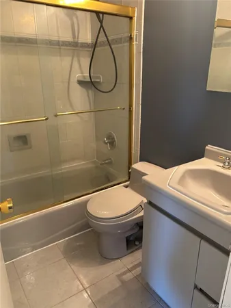 $4,000 | 100 Daly Boulevard, Unit 709, Oceanside, NY 11572