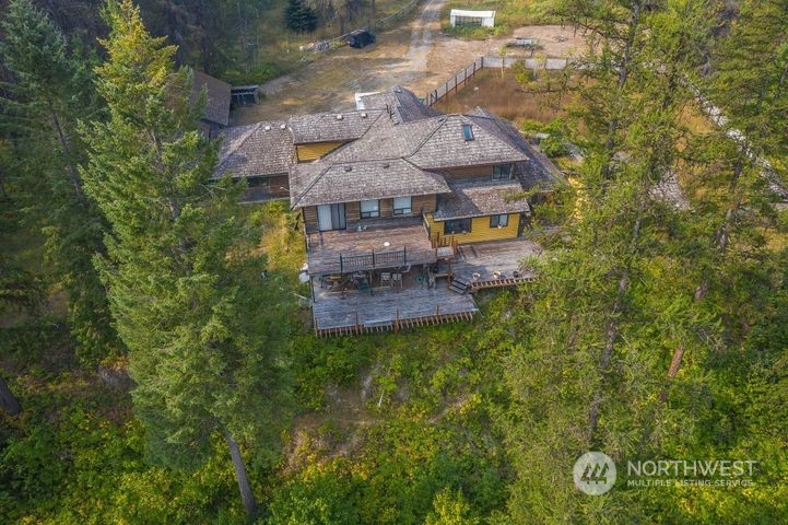 402 Northstar Road Cusick, WA 99119 - Photo 6 of 14 a aerial view of a house with a yard