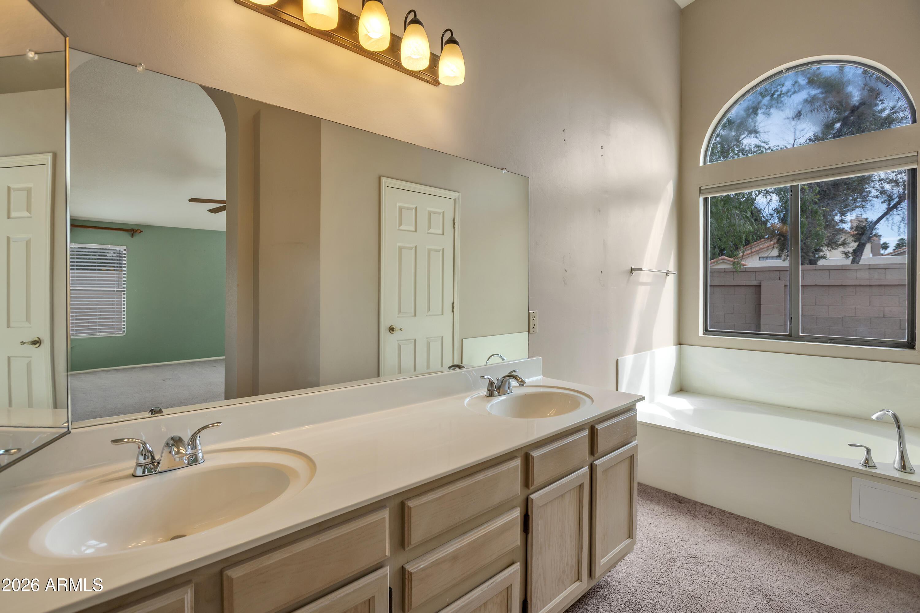 57 East Ranch Road Tempe, AZ 85284 - Photo 22 of 51 Ranch - 1600
