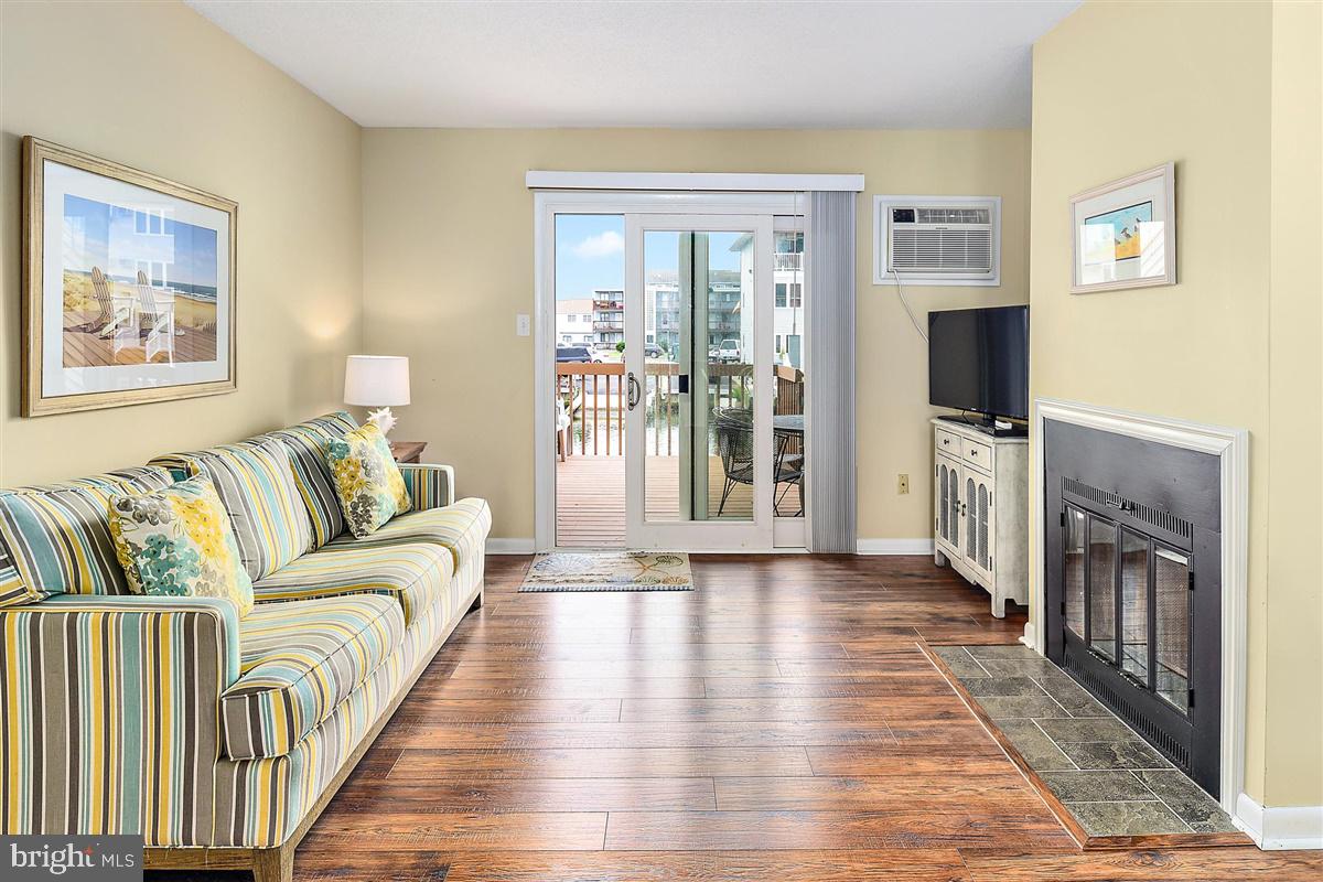 607 Osprey Road, Unit 2 Ocean City, MD 21842 - Photo 4 of 31 Gallery Image 4