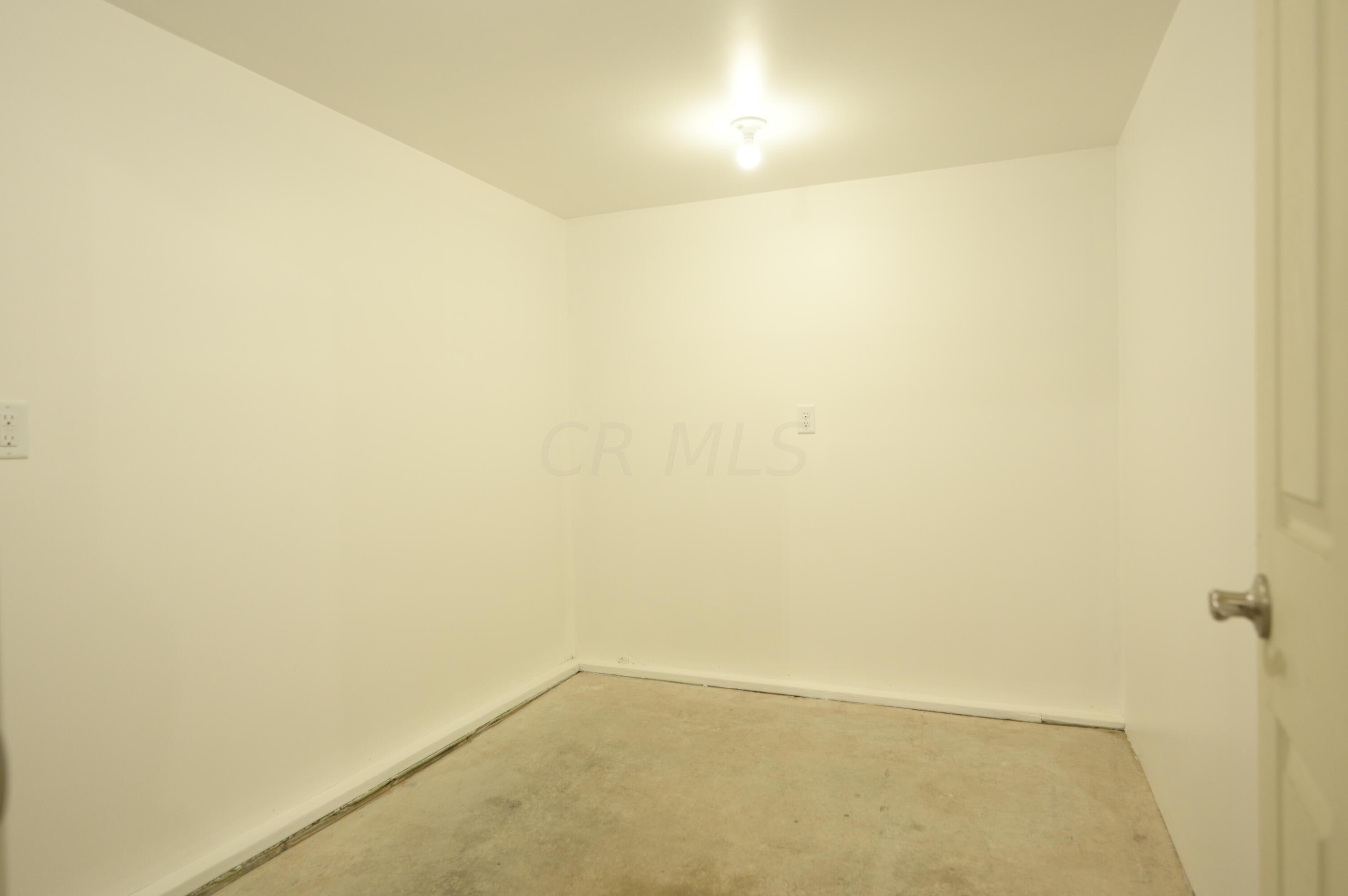 2515 Pole Lane Road Marion, OH 43302 - Photo 26 of 35 Heated Bonus Room in the Garage